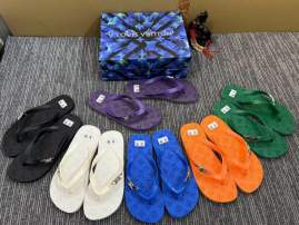 Picture of Louis Vuitton Slippers _SKULVsz38-45mnf02041435